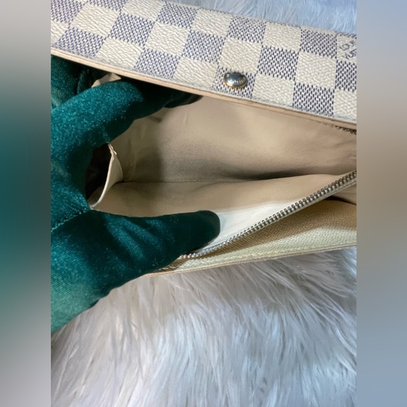 Authentic Damier Azur - Picture 10 of 12